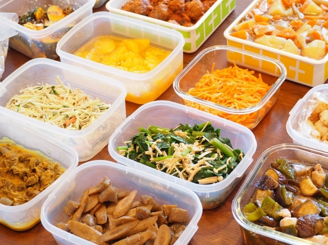 作り置きタッパー